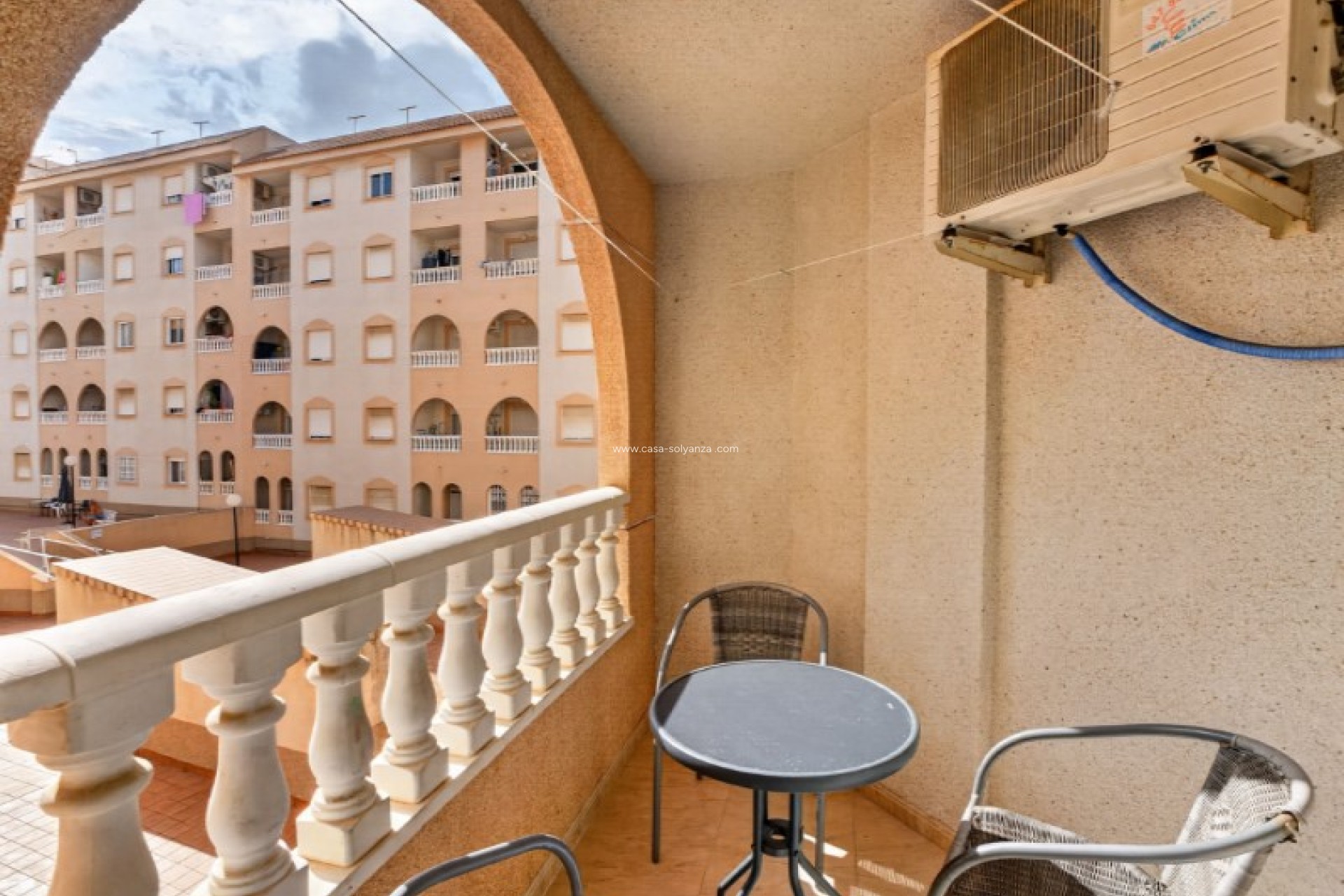 Resale - Apartment / flat - Torrevieja - Costa Blanca