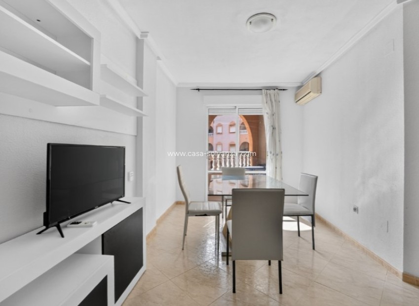 Resale - Apartment / flat - Torrevieja - Costa Blanca
