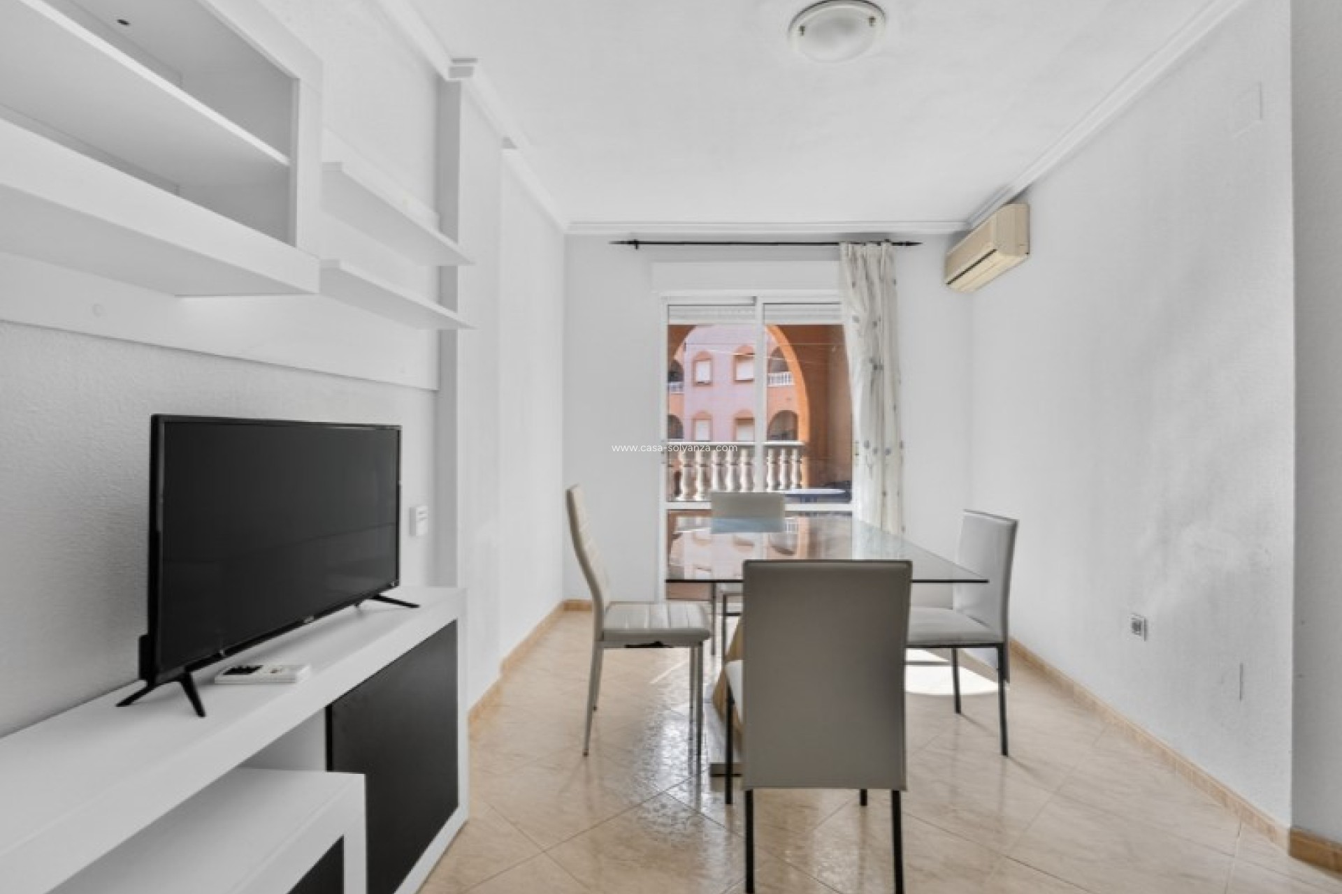 Resale - Apartment / flat - Torrevieja - Costa Blanca