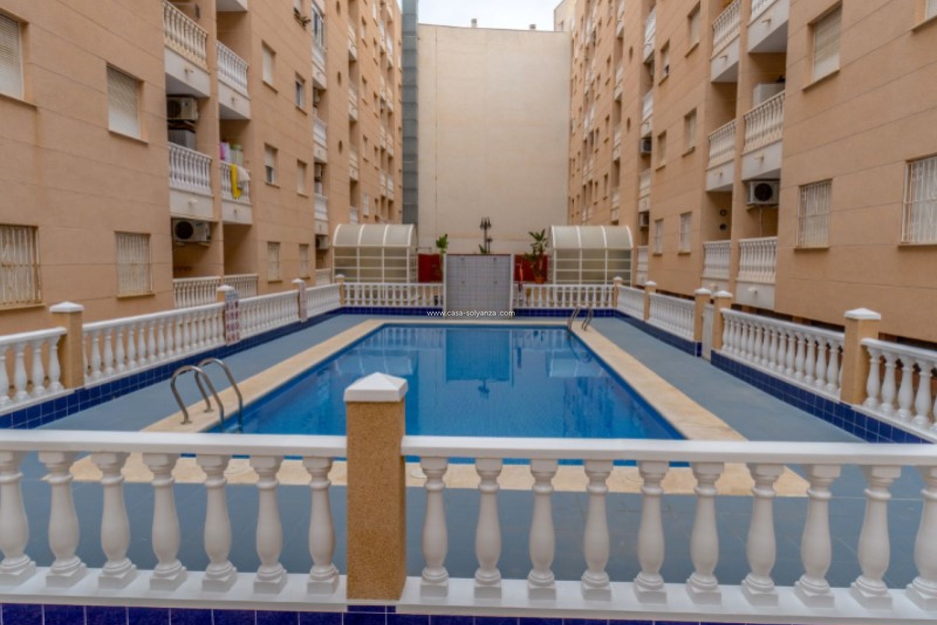 Resale - Apartment / flat - Torrevieja - Costa Blanca