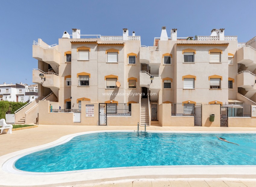 Resale - Apartment / flat - Torrevieja - Costa Blanca