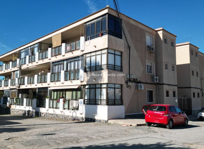 Resale - Apartment / flat - Torrevieja - Costa Blanca