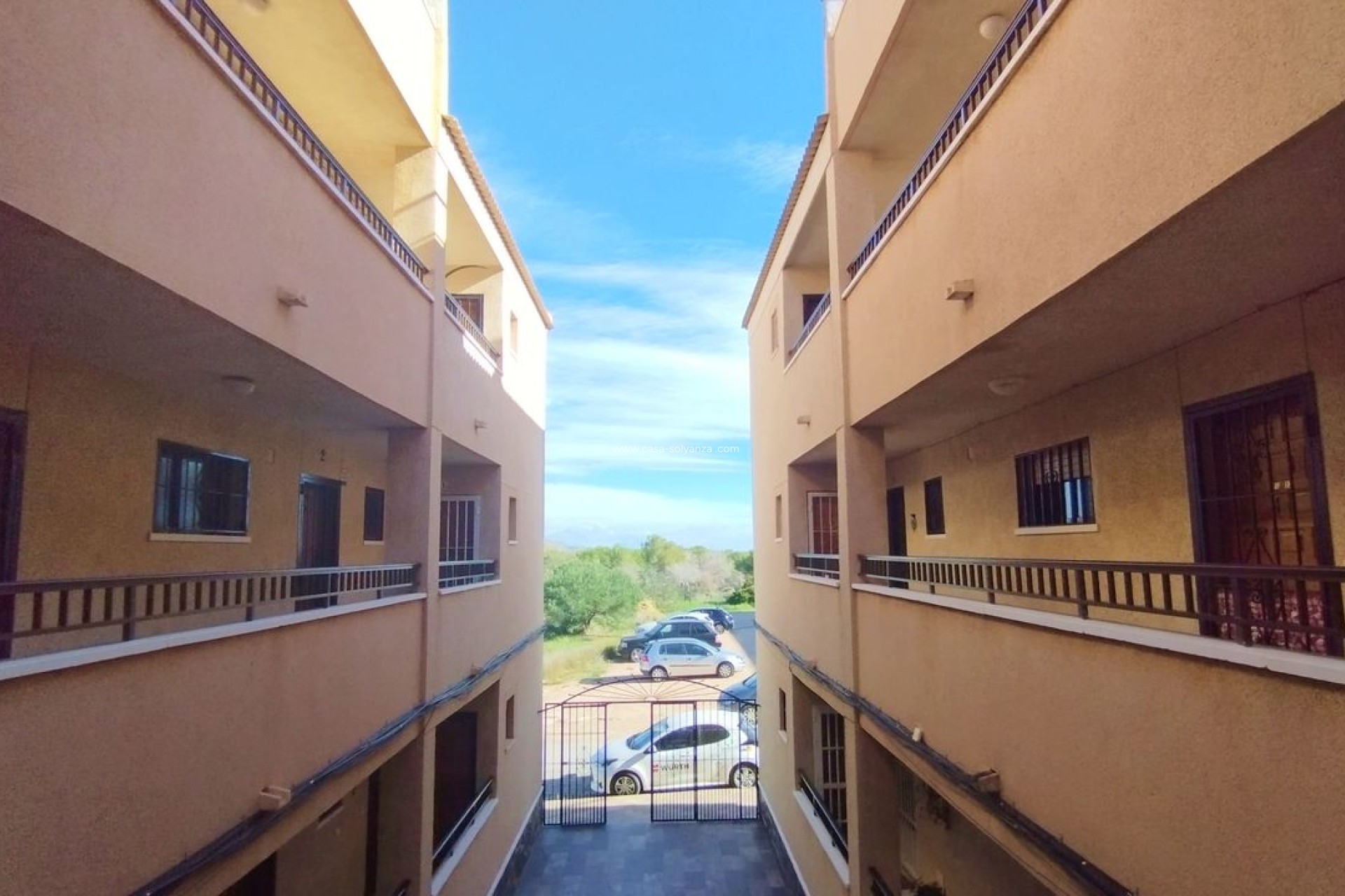 Resale - Apartment / flat - Torrevieja - Costa Blanca
