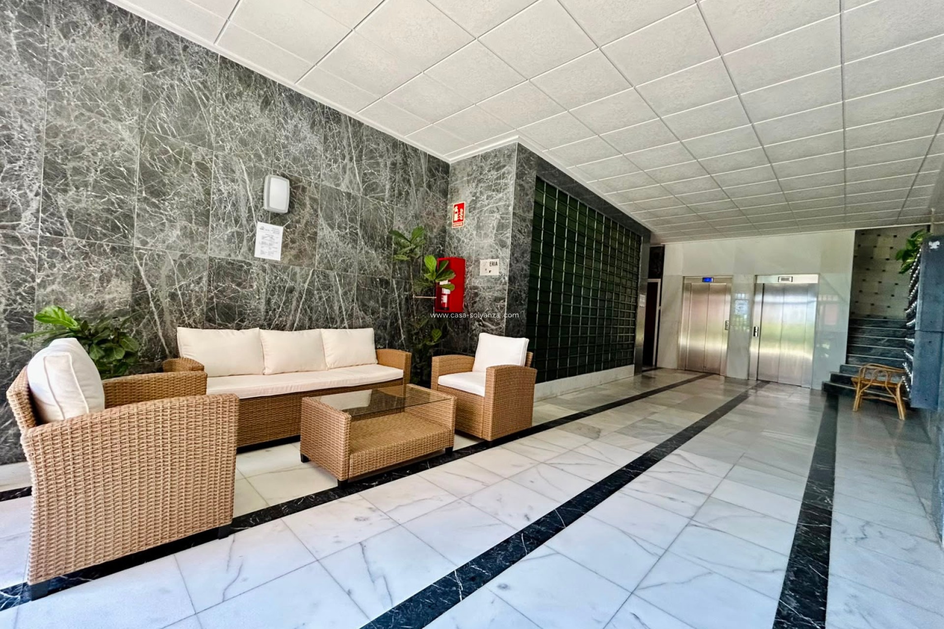 Resale - Apartment / flat - Torrevieja - Costa Blanca