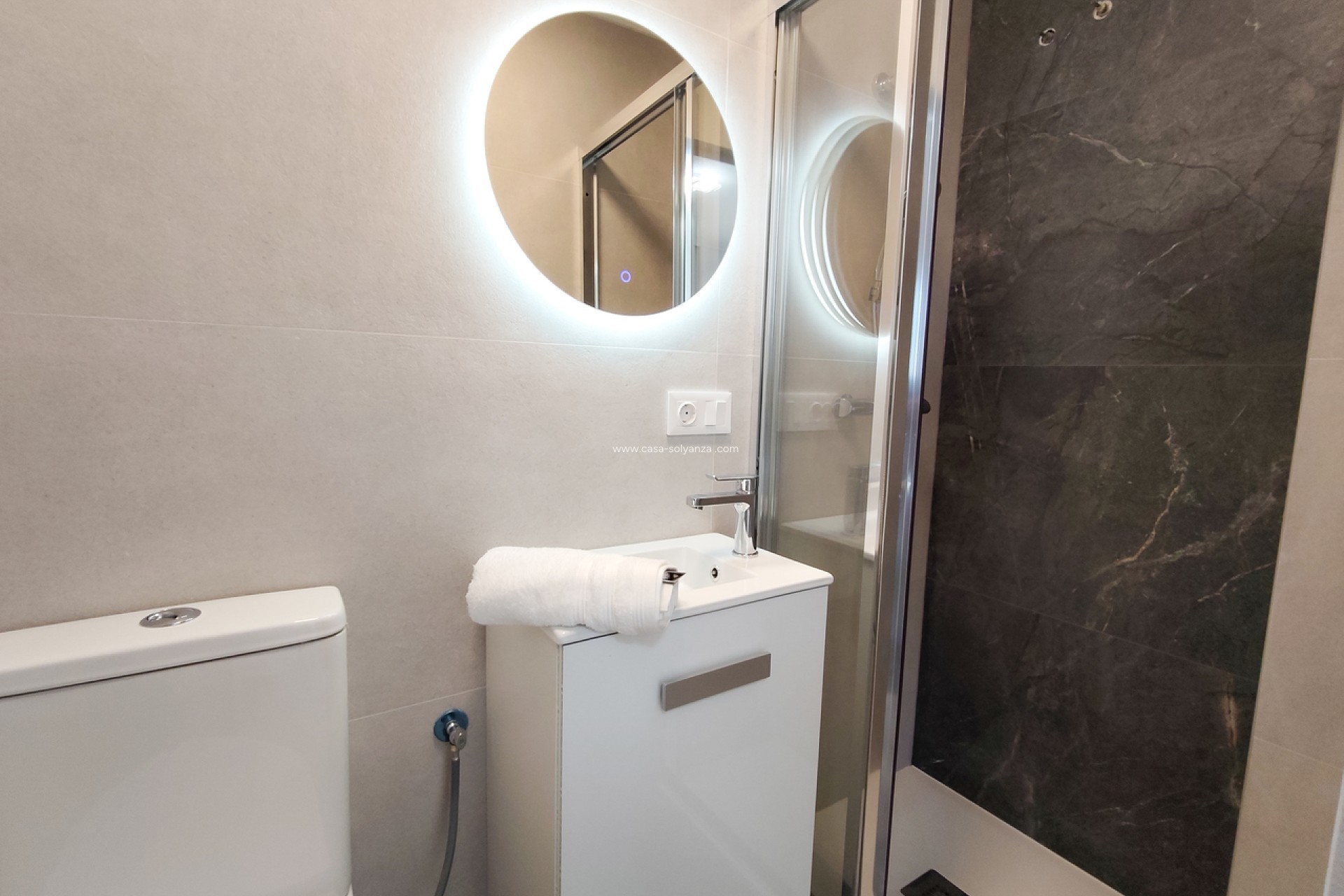 Resale - Apartment / flat - Torrevieja - Costa Blanca
