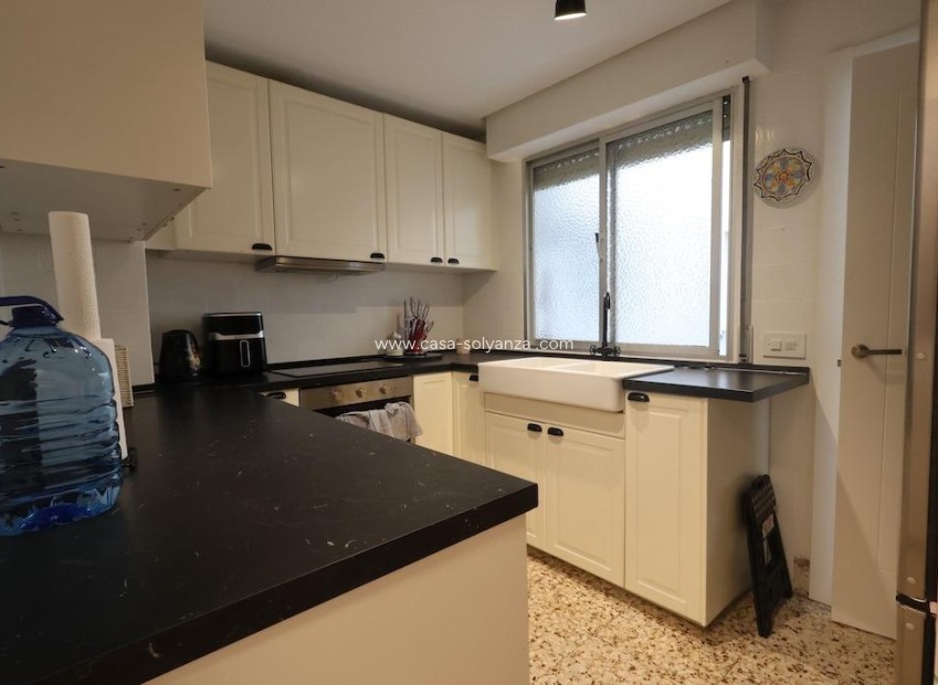 Resale - Apartment / flat - Torrevieja - Costa Blanca