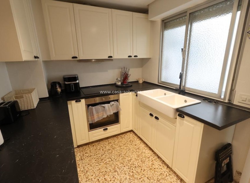 Resale - Apartment / flat - Torrevieja - Costa Blanca