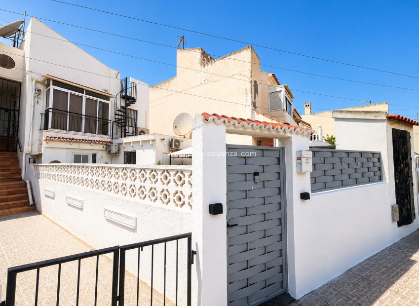 Resale - Apartment / flat - Torrevieja - Costa Blanca
