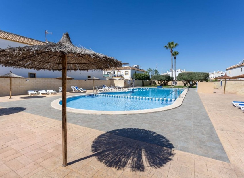 Resale - Apartment / flat - Torrevieja - Costa Blanca