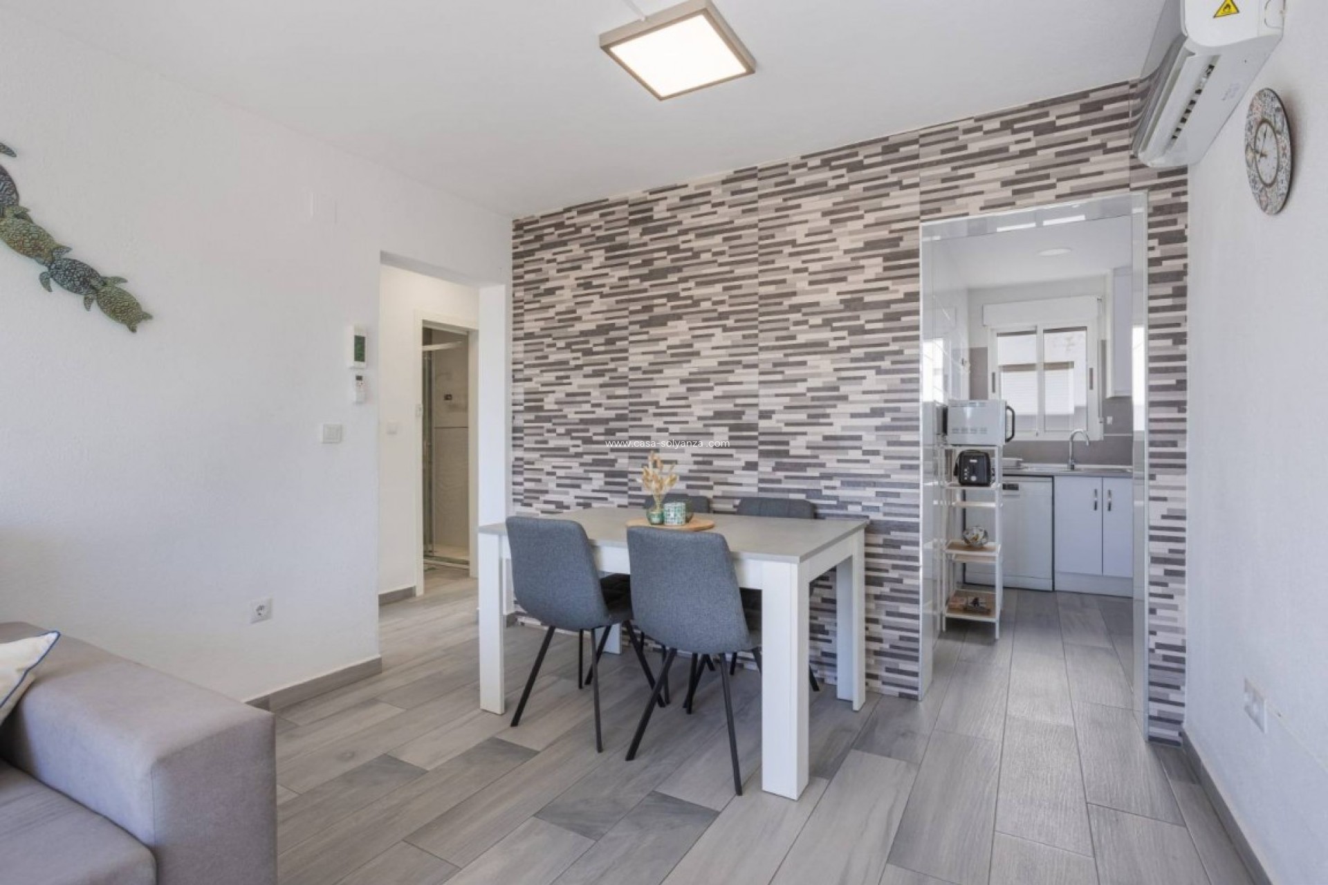 Resale - Apartment / flat - Torrevieja - Costa Blanca
