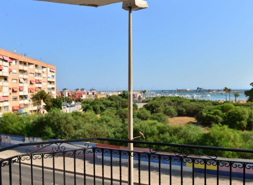 Resale - Apartment / flat - Torrevieja - Costa Blanca