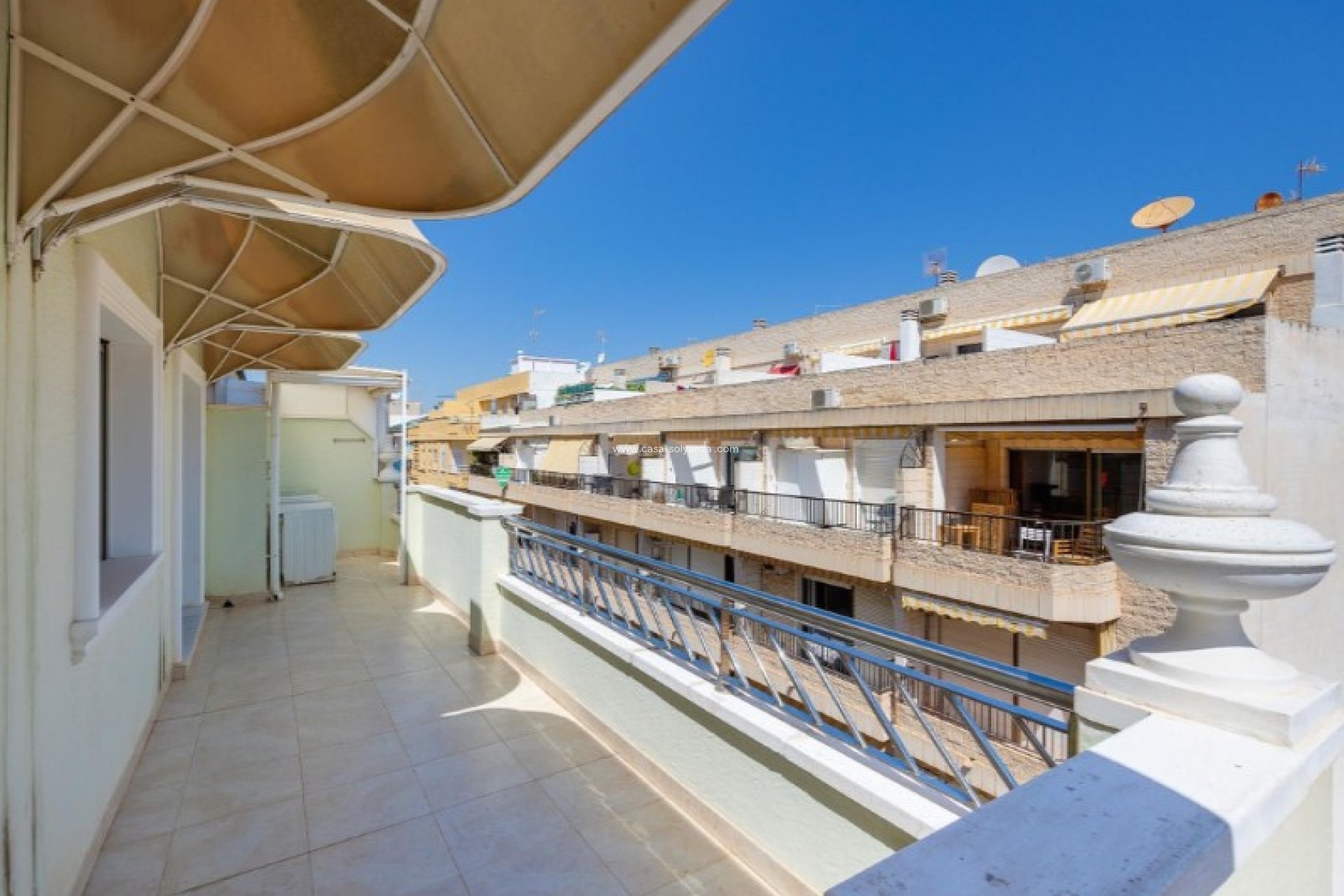 Resale - Apartment / flat - Torrevieja - Costa Blanca