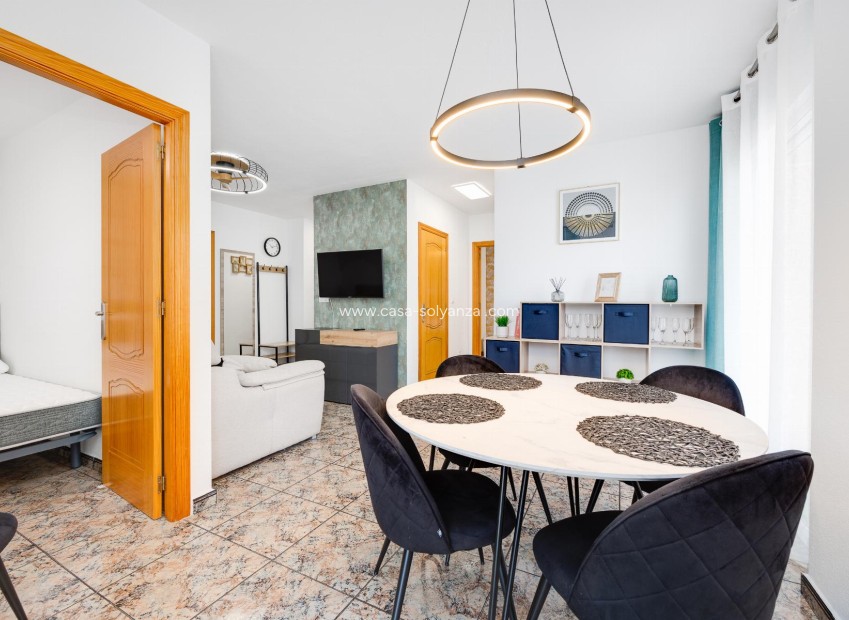Resale - Apartment / flat - Torrevieja - Costa Blanca
