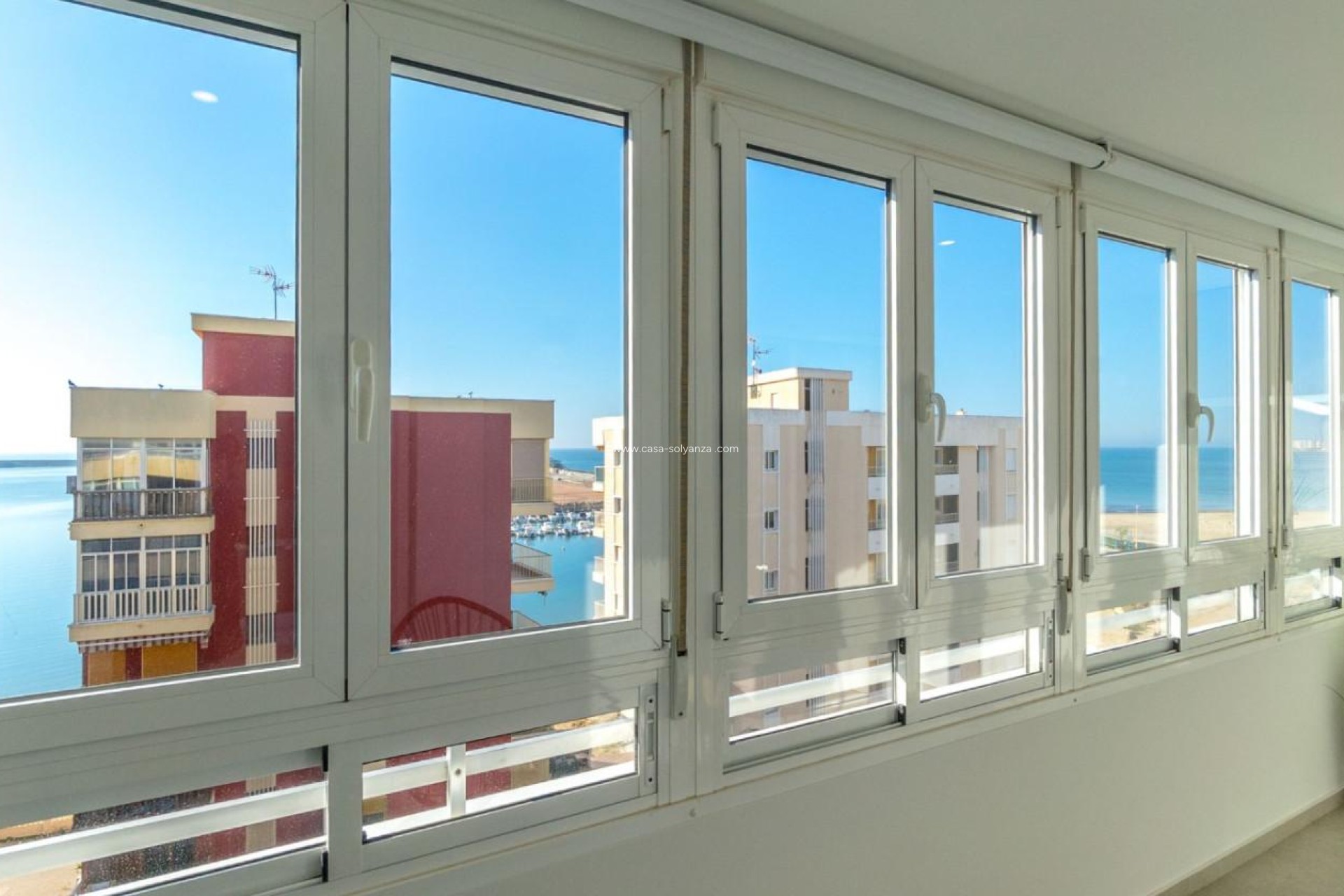Resale - Apartment / flat - Torrevieja - Costa Blanca