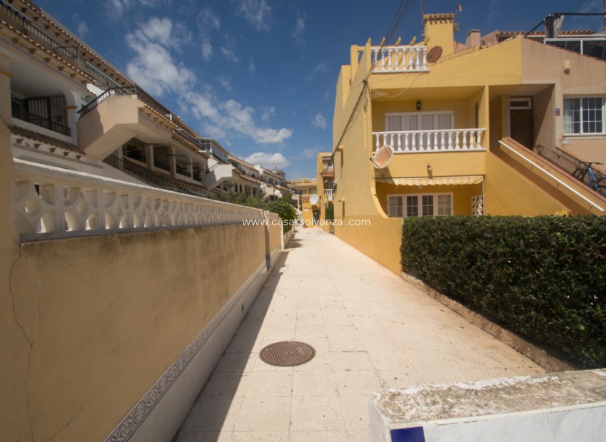 Resale - Apartment / flat - Torrevieja - Costa Blanca