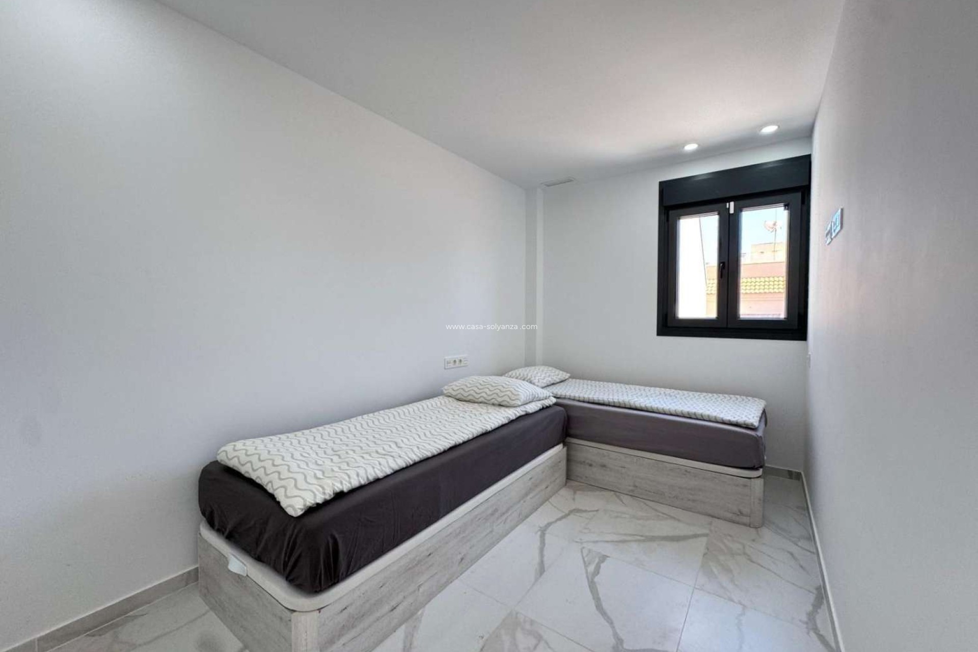 Resale - Apartment / flat - Torrevieja - Costa Blanca