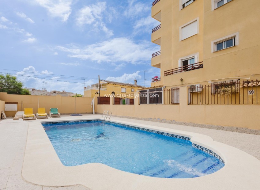 Resale - Apartment / flat - Torrevieja - Costa Blanca