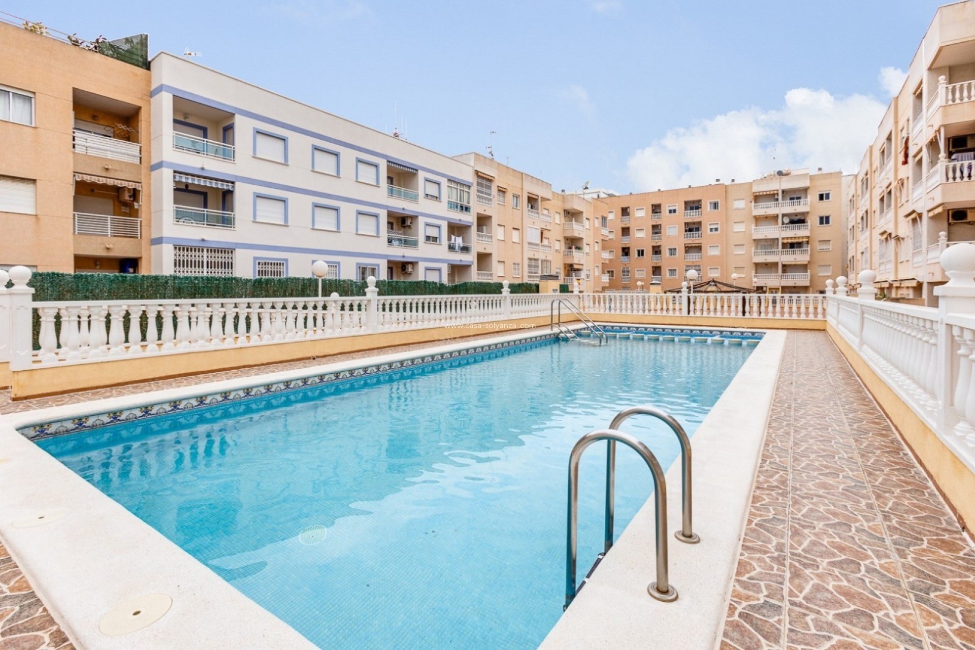Resale - Apartment / flat - Torrevieja - Costa Blanca