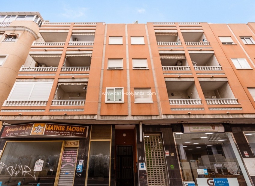 Resale - Apartment / flat - Torrevieja - Costa Blanca