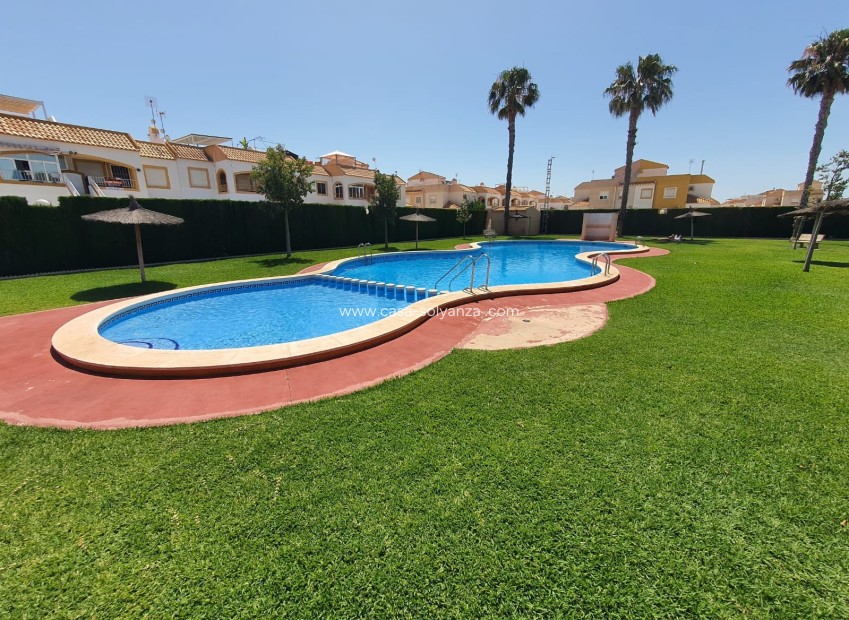 Resale - Apartment / flat - Torrevieja - Costa Blanca