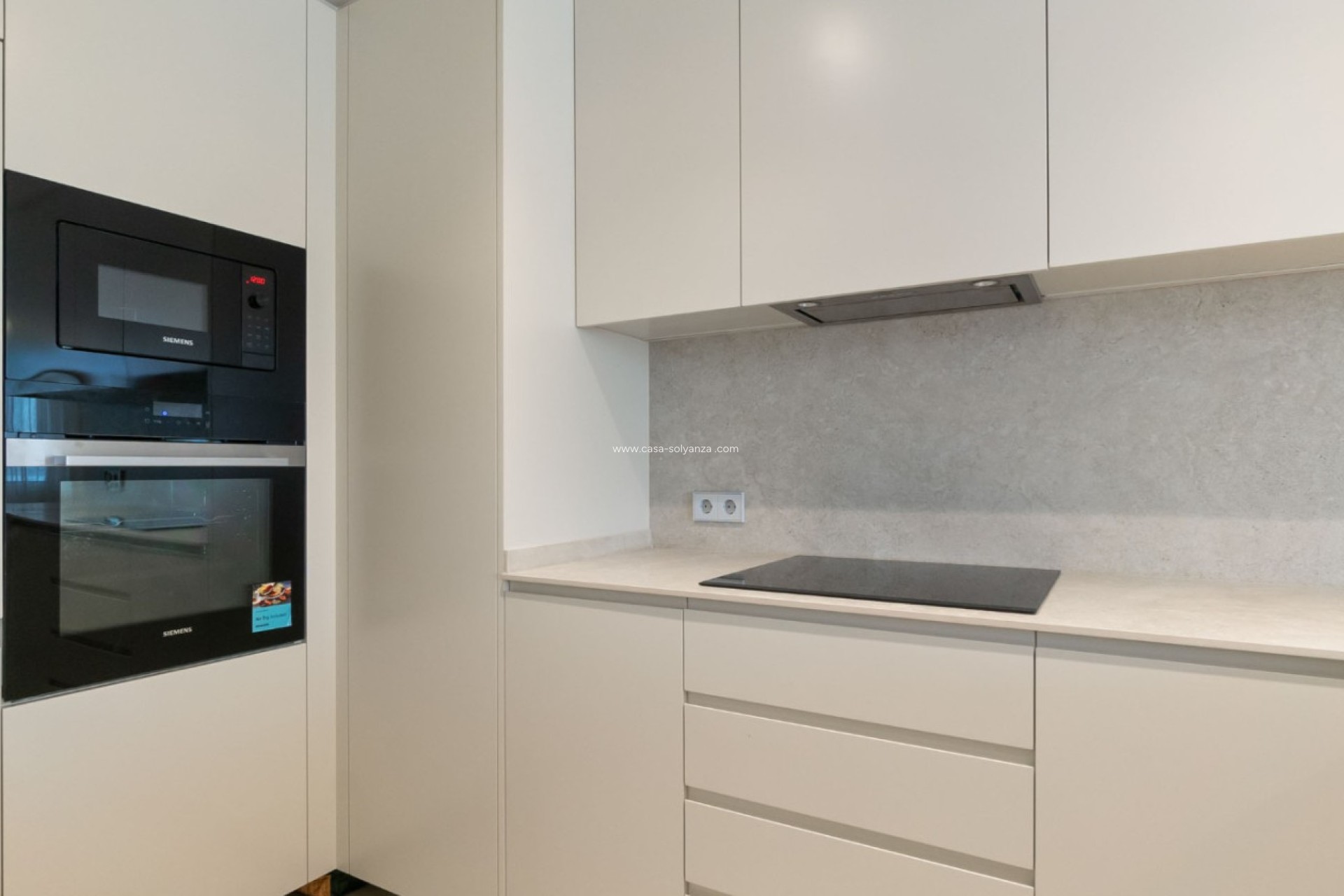 Resale - Apartment / flat - Torrevieja - Costa Blanca