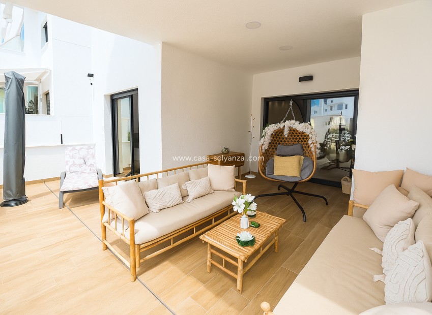 Resale - Apartment / flat - Torrevieja - Costa Blanca