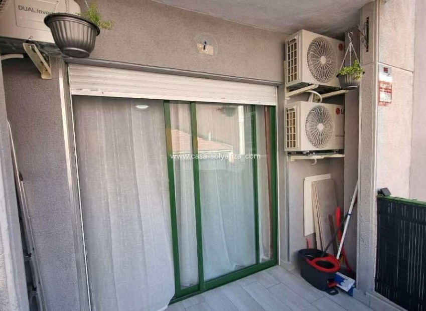 Resale - Apartment / flat - Torrevieja - Costa Blanca