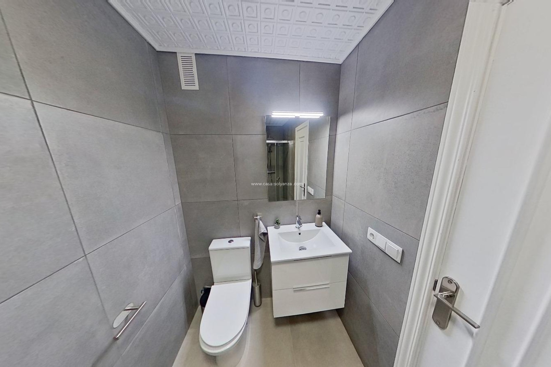 Resale - Apartment / flat - Torrevieja - Costa Blanca