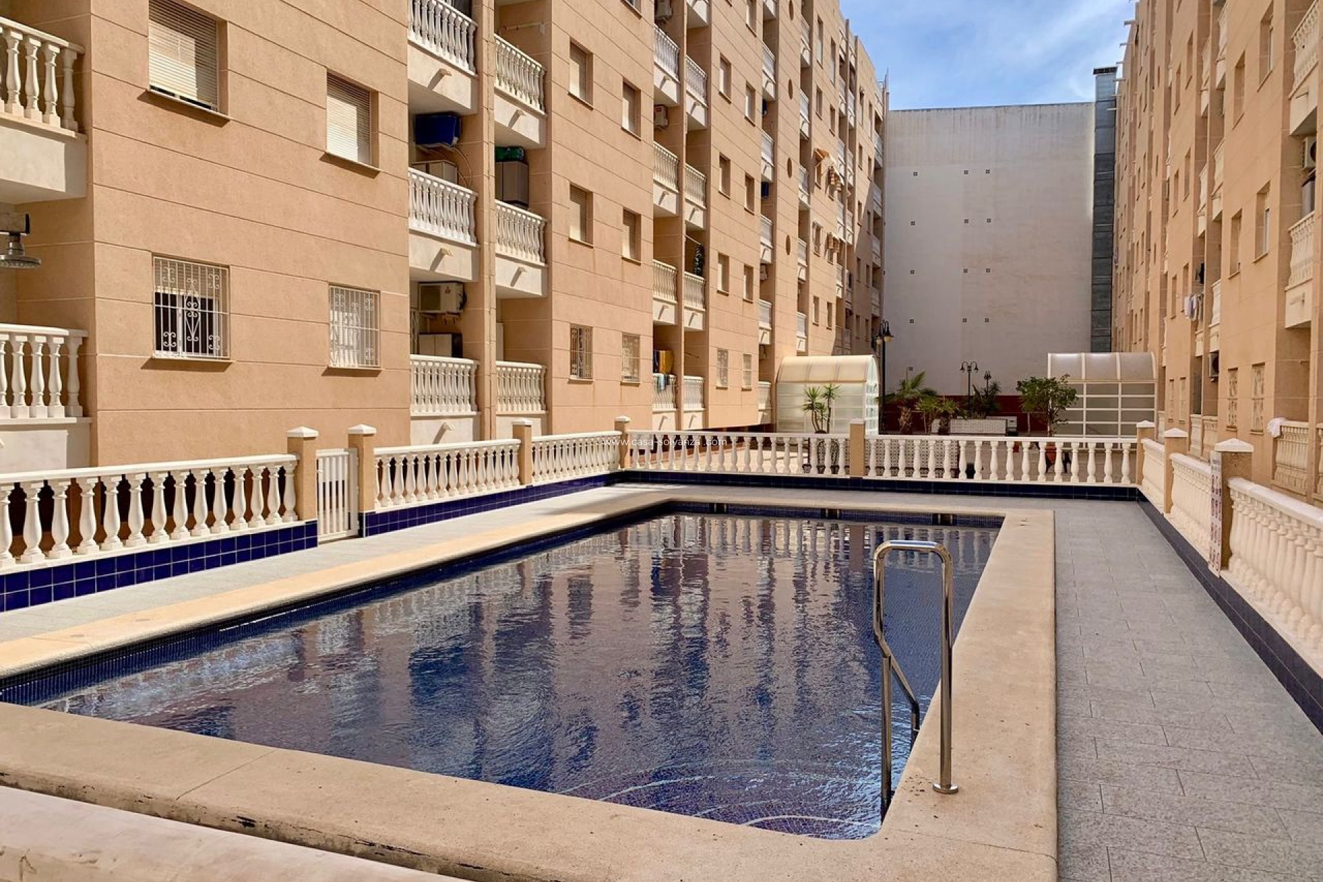 Resale - Apartment / flat - Torrevieja - Costa Blanca