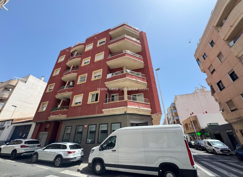 Resale - Apartment / flat - Torrevieja - Costa Blanca