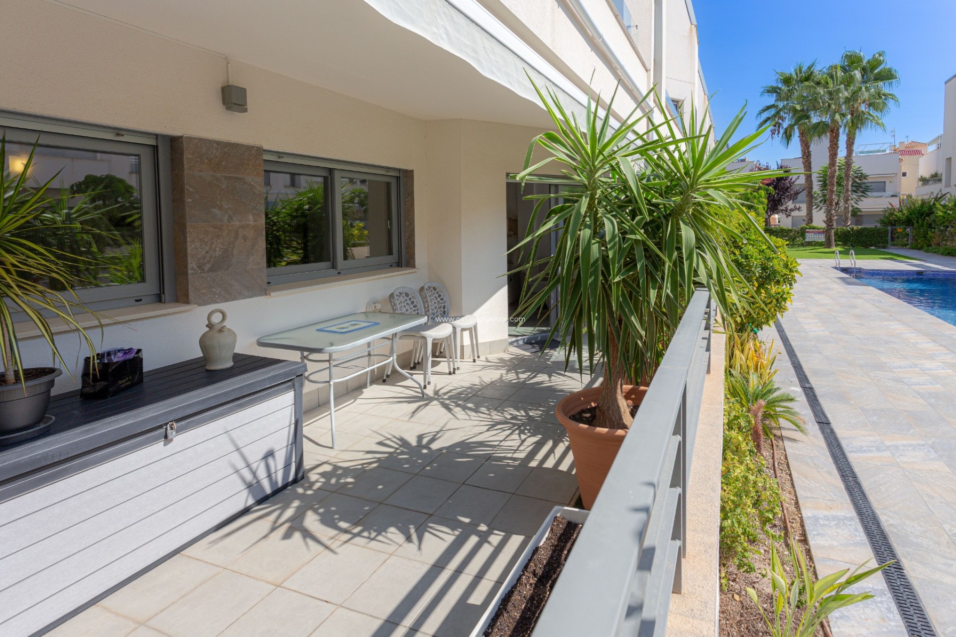 Resale - Apartment / flat - Torrevieja - Costa Blanca