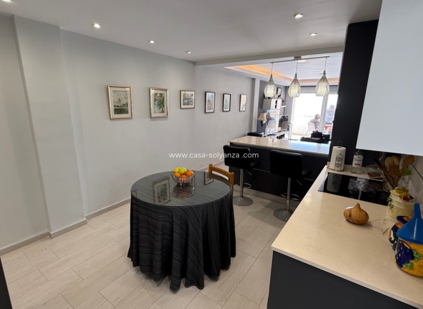 Resale - Apartment / flat - Torrevieja - Costa Blanca