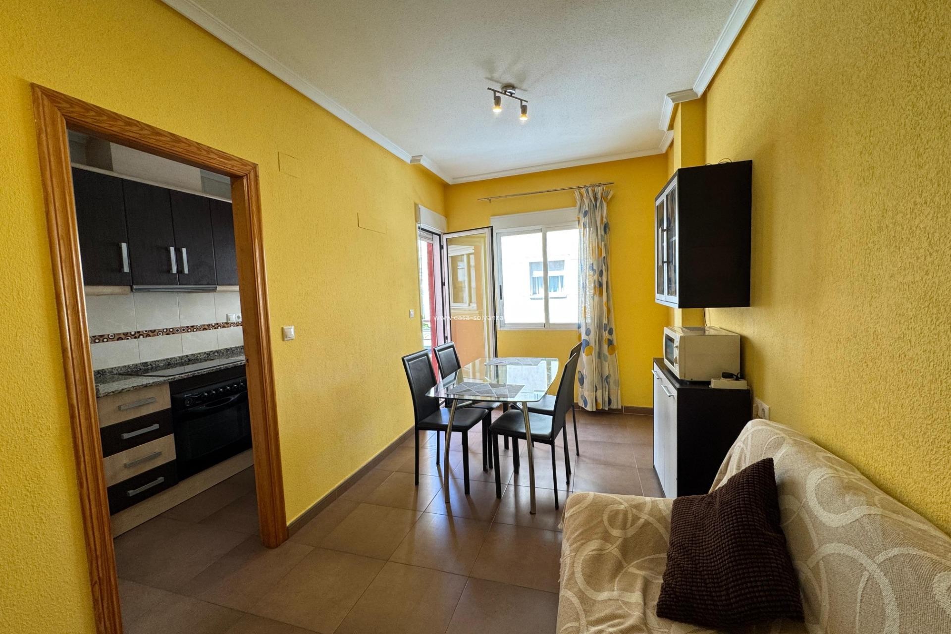 Resale - Apartment / flat - Torrevieja - Costa Blanca