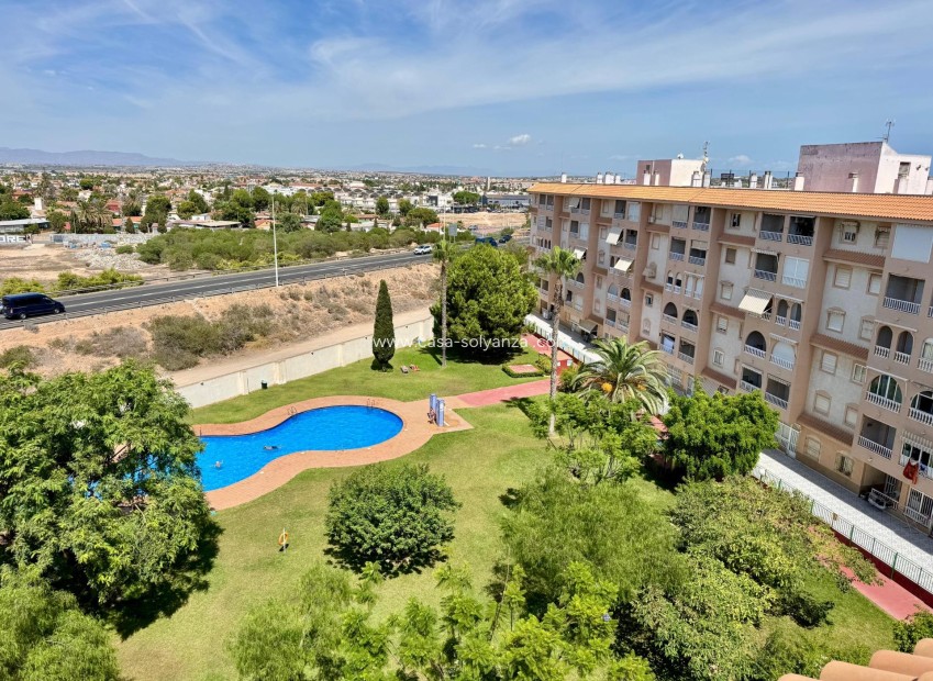 Resale - Apartment / flat - Torrevieja - Costa Blanca