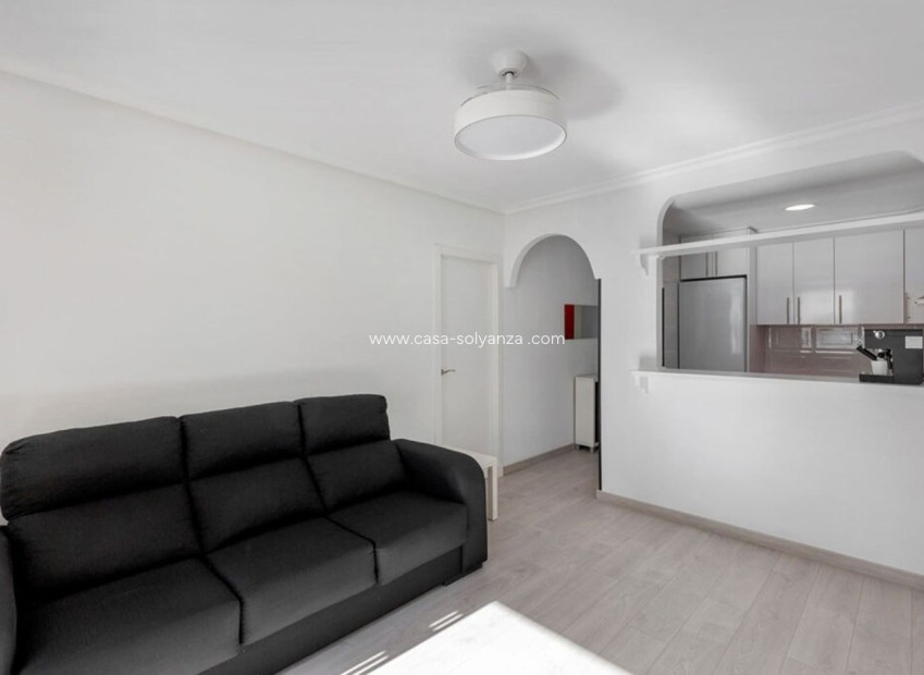 Resale - Apartment / flat - Torrevieja - Costa Blanca