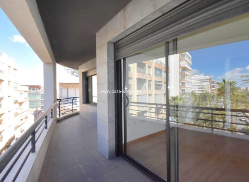Resale - Apartment / flat - Torrevieja - Costa Blanca