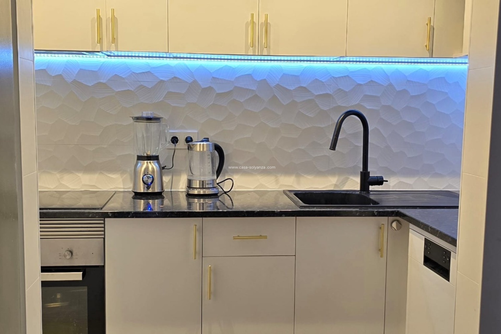 Resale - Apartment / flat - Torrevieja - Costa Blanca