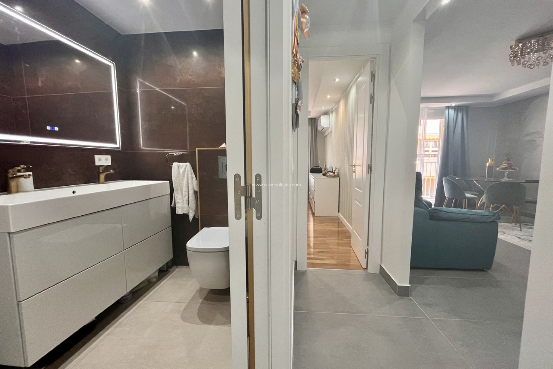 Resale - Apartment / flat - Torrevieja - Costa Blanca