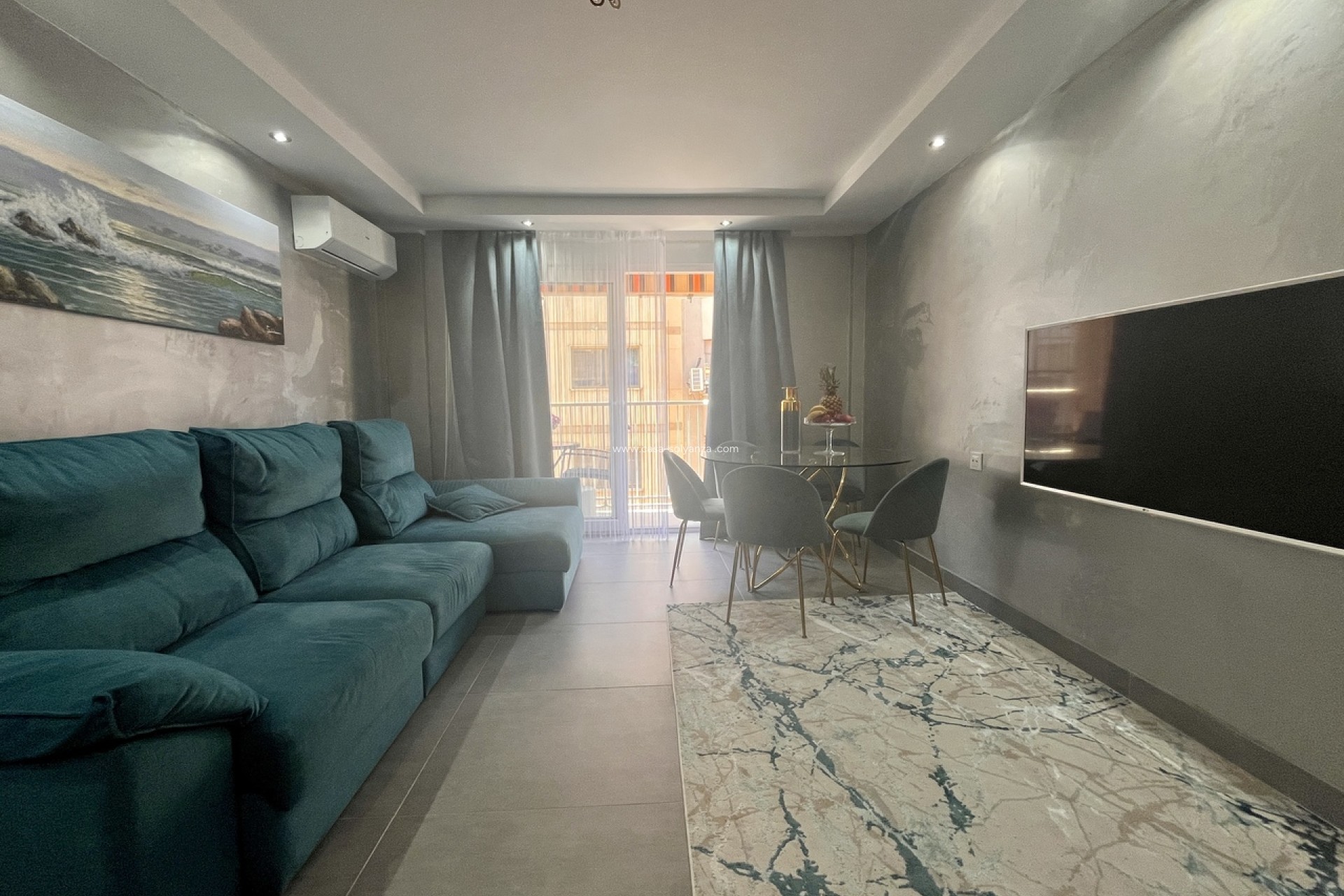Resale - Apartment / flat - Torrevieja - Costa Blanca