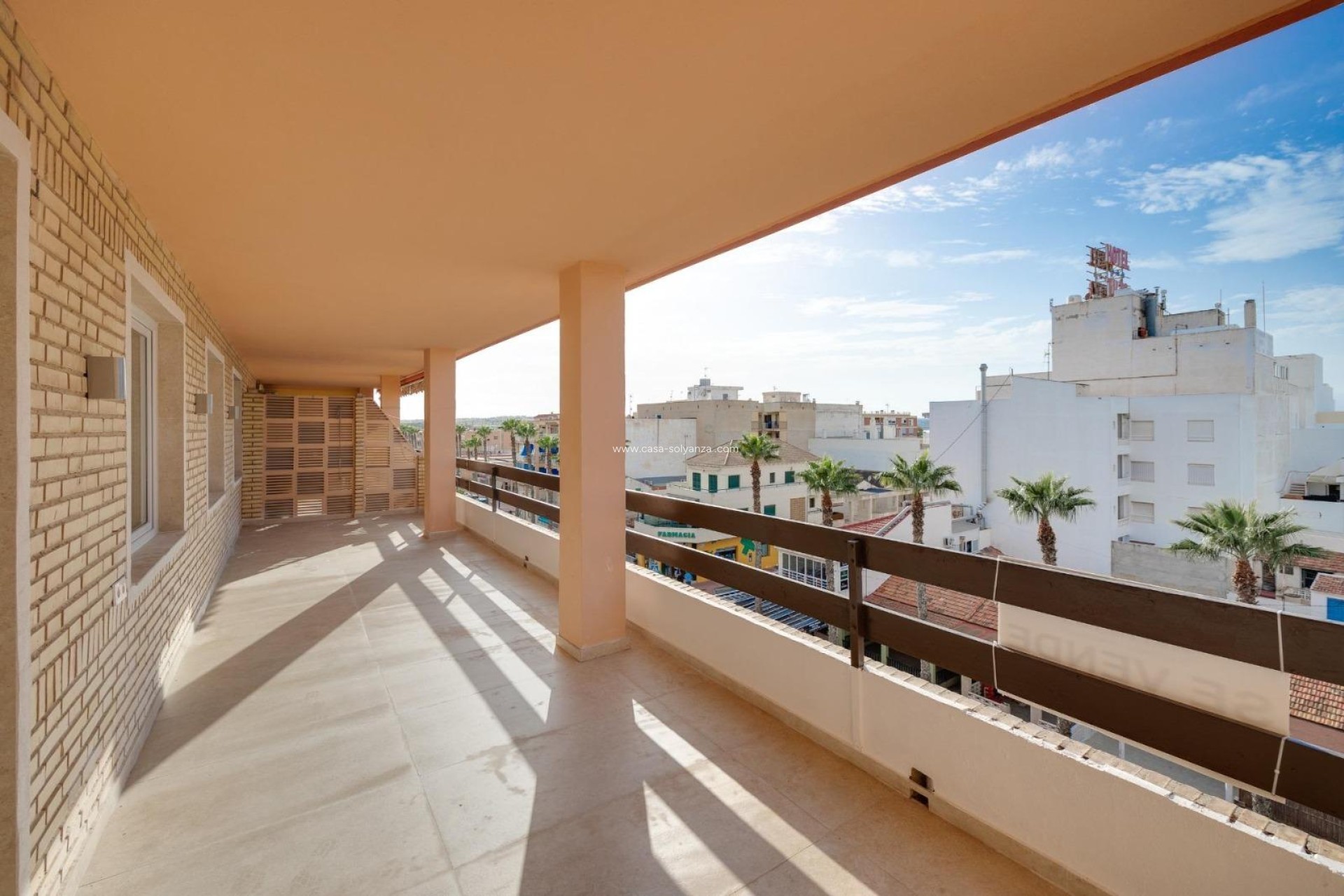 Resale - Apartment / flat - Torrevieja - Costa Blanca
