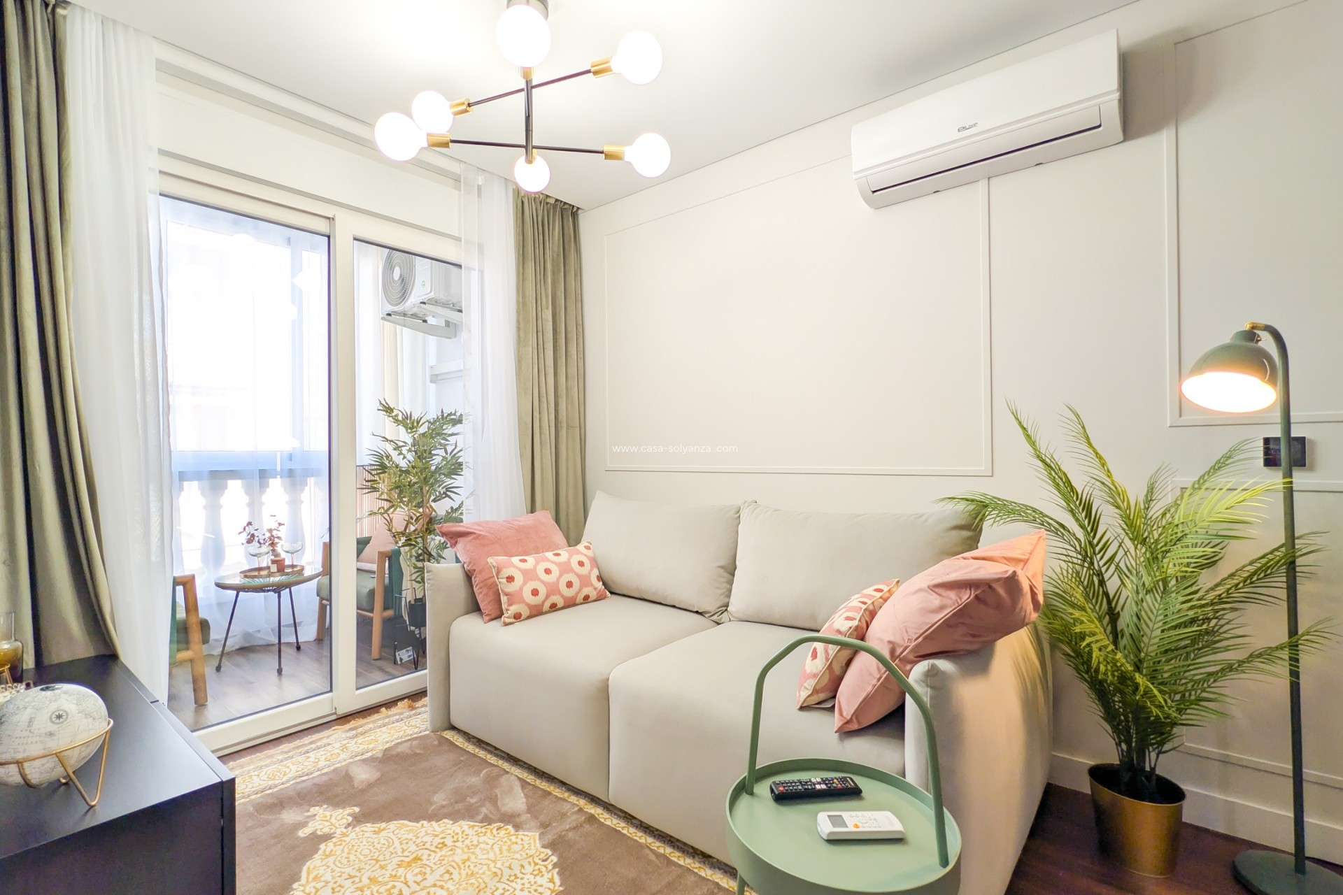 Resale - Apartment / flat - Torrevieja - Costa Blanca