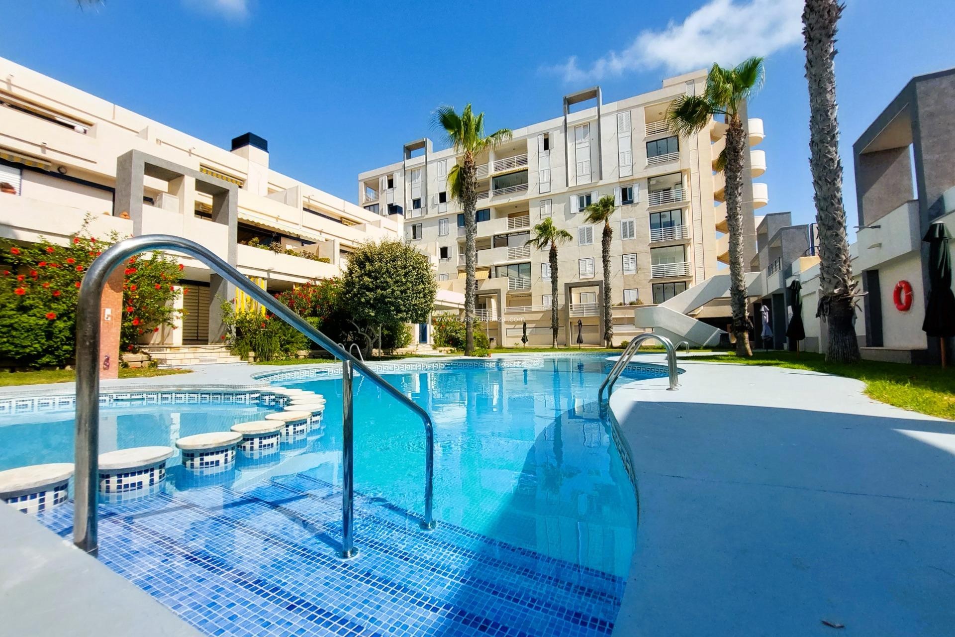 Resale - Apartment / flat - Torrevieja - Costa Blanca