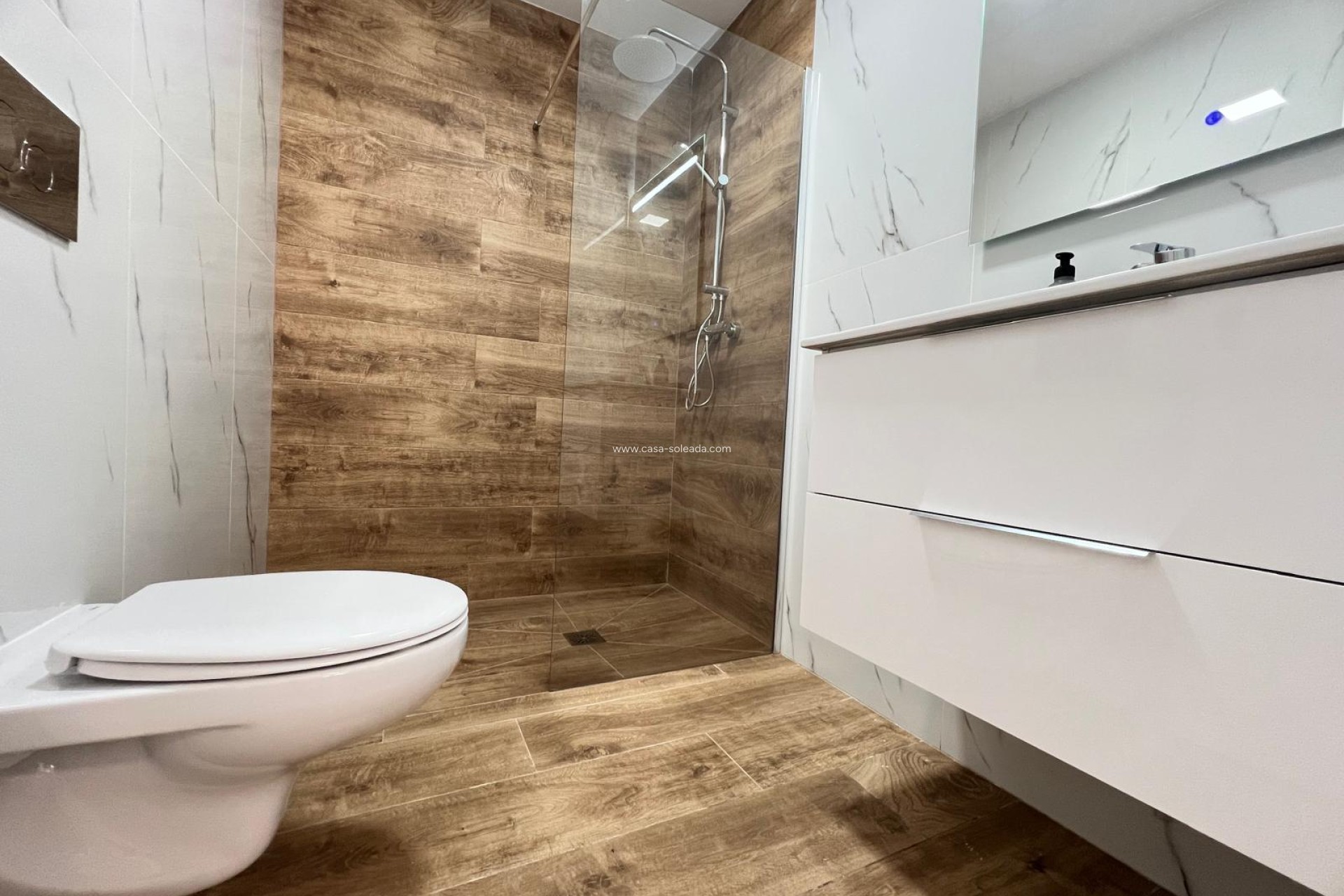 Resale - Apartment / flat - Torrevieja - Costa Blanca