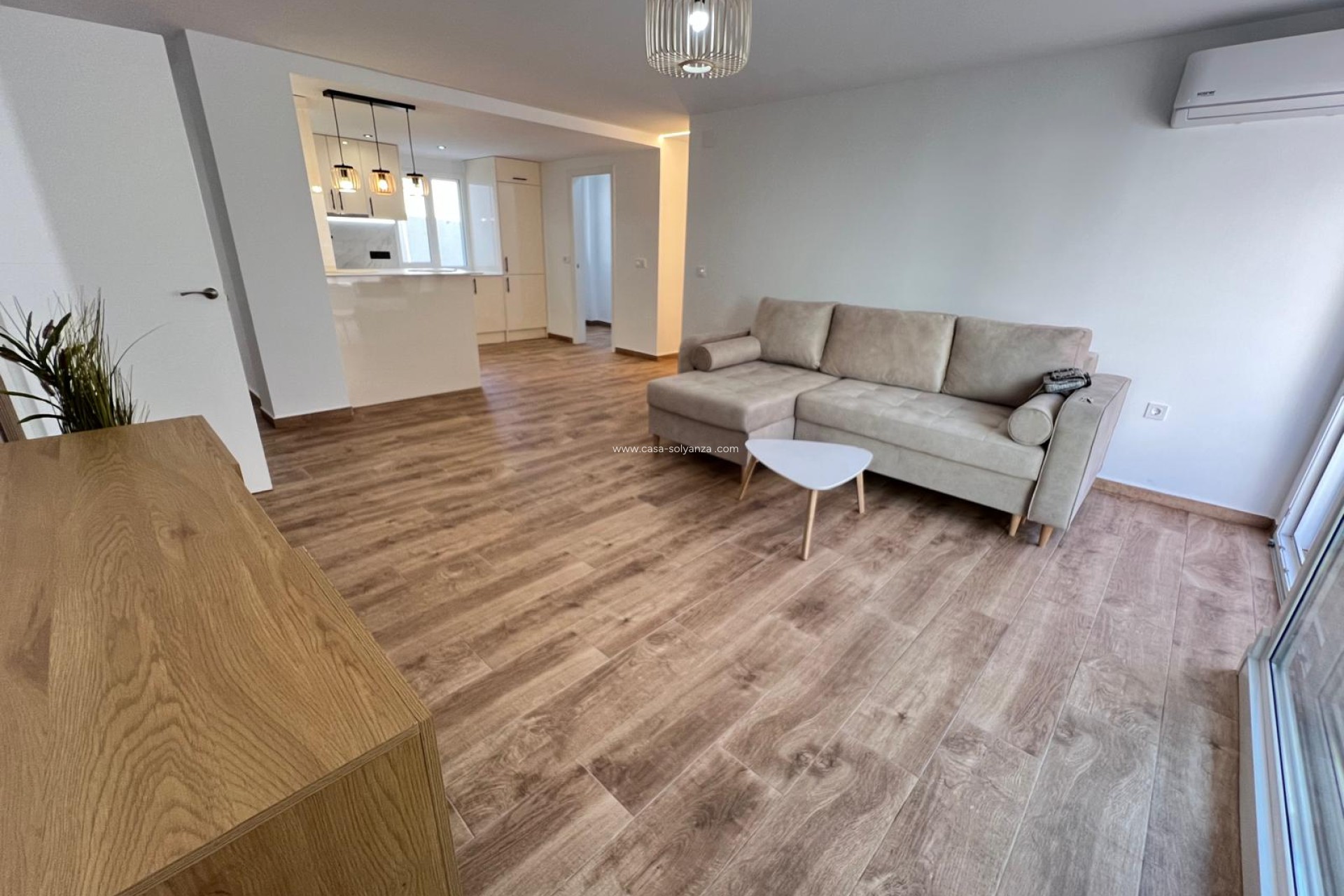 Resale - Apartment / flat - Torrevieja - Costa Blanca