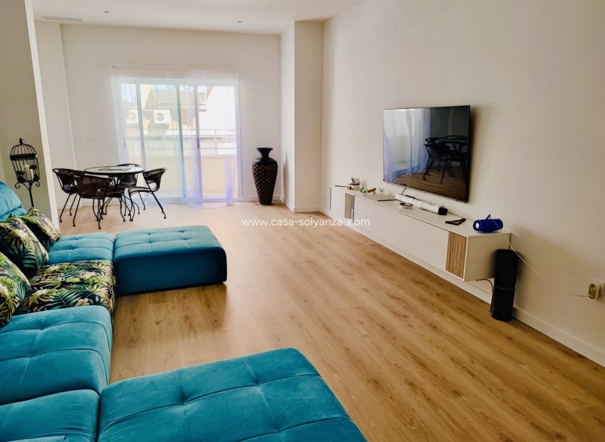 Resale - Apartment / flat - Torrevieja - Costa Blanca