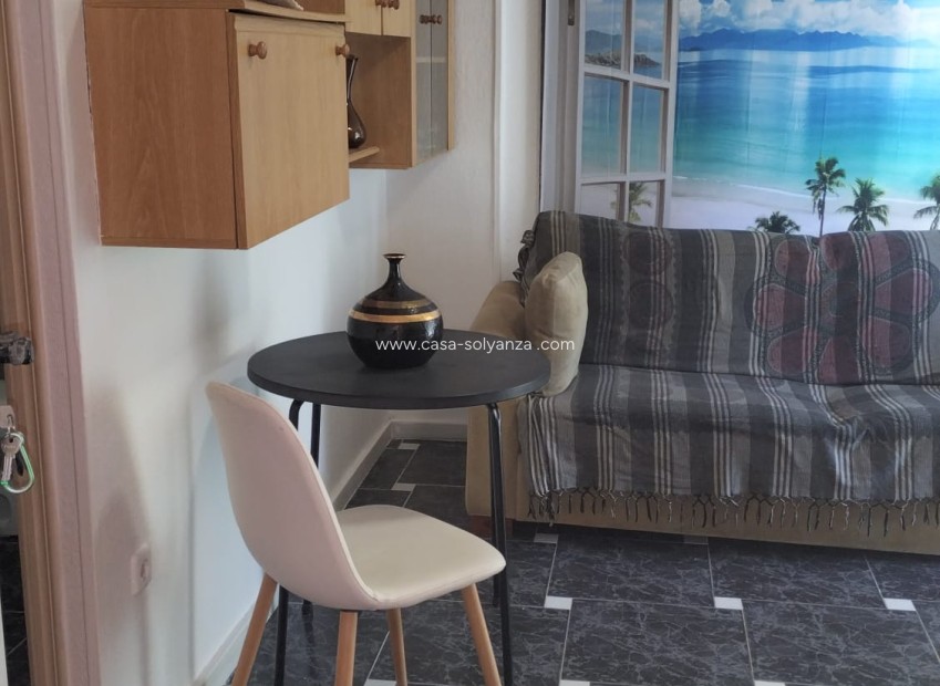 Resale - Apartment / flat - Torrevieja - Costa Blanca