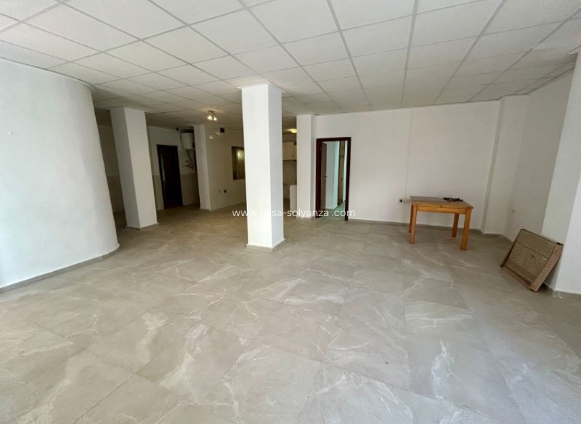 Resale - Apartment / flat - Torrevieja - Costa Blanca