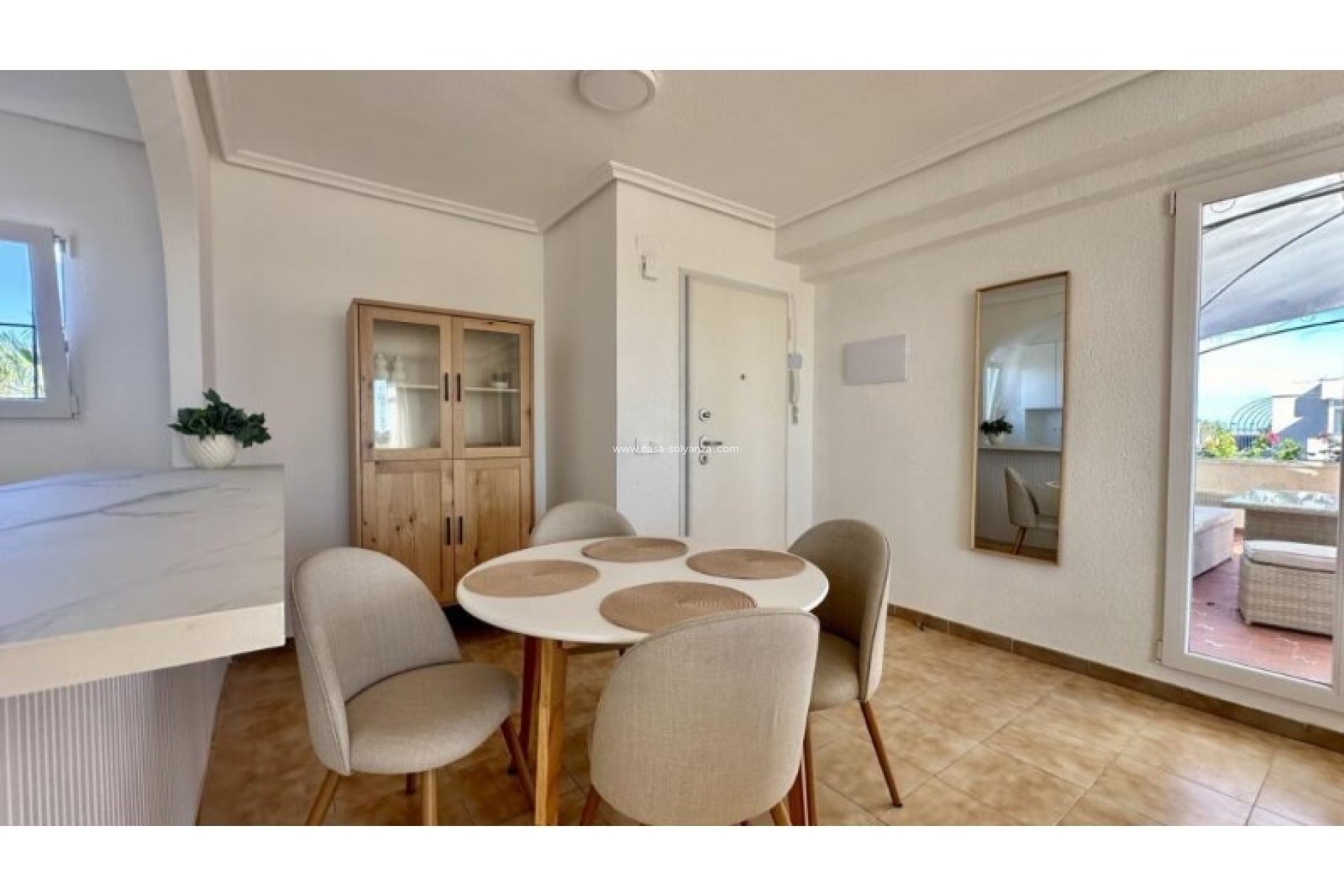 Resale - Apartment / flat - Torrevieja - Costa Blanca