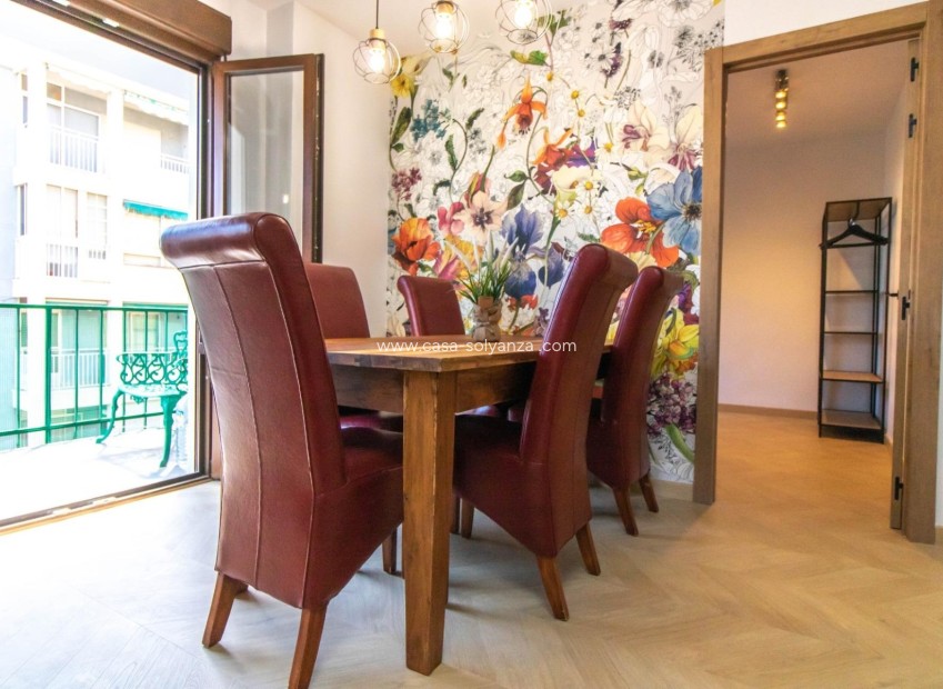 Resale - Apartment / flat - Torrevieja - Costa Blanca