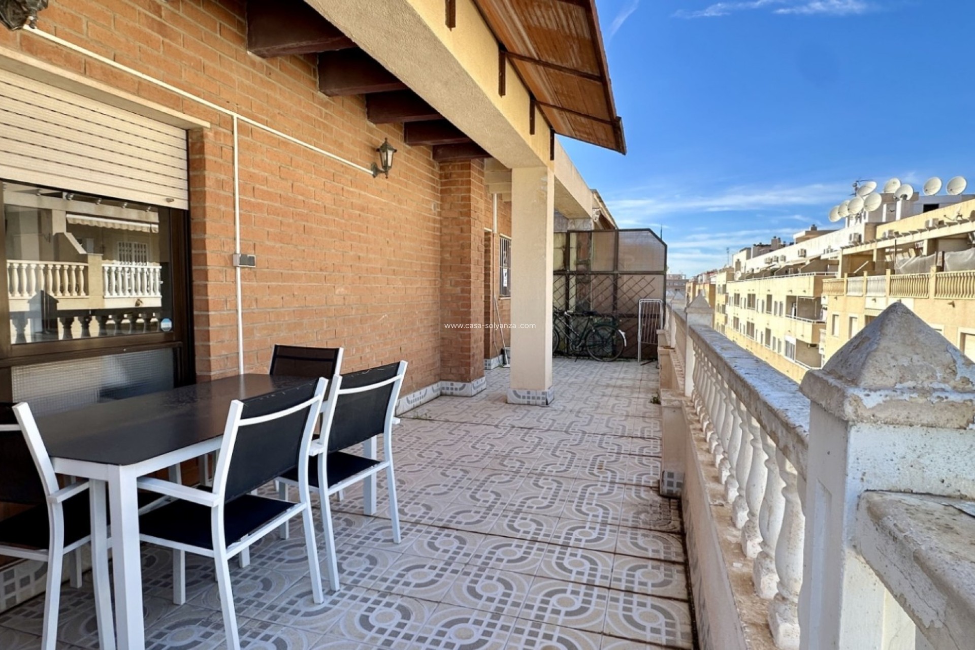 Resale - Apartment / flat - Torrevieja - Costa Blanca